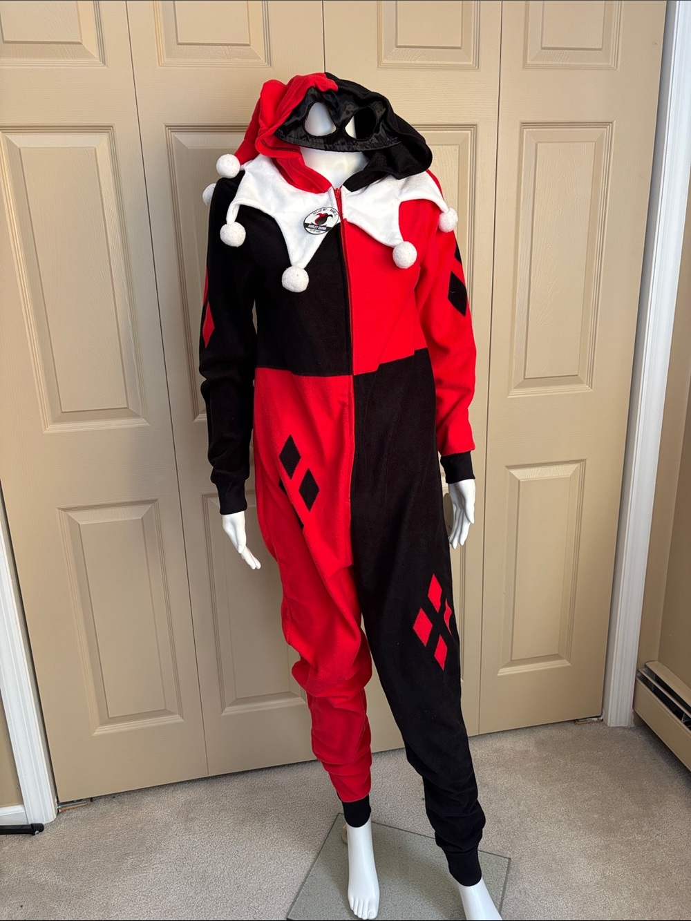 NWT HARLEY QUINN Halloween costume